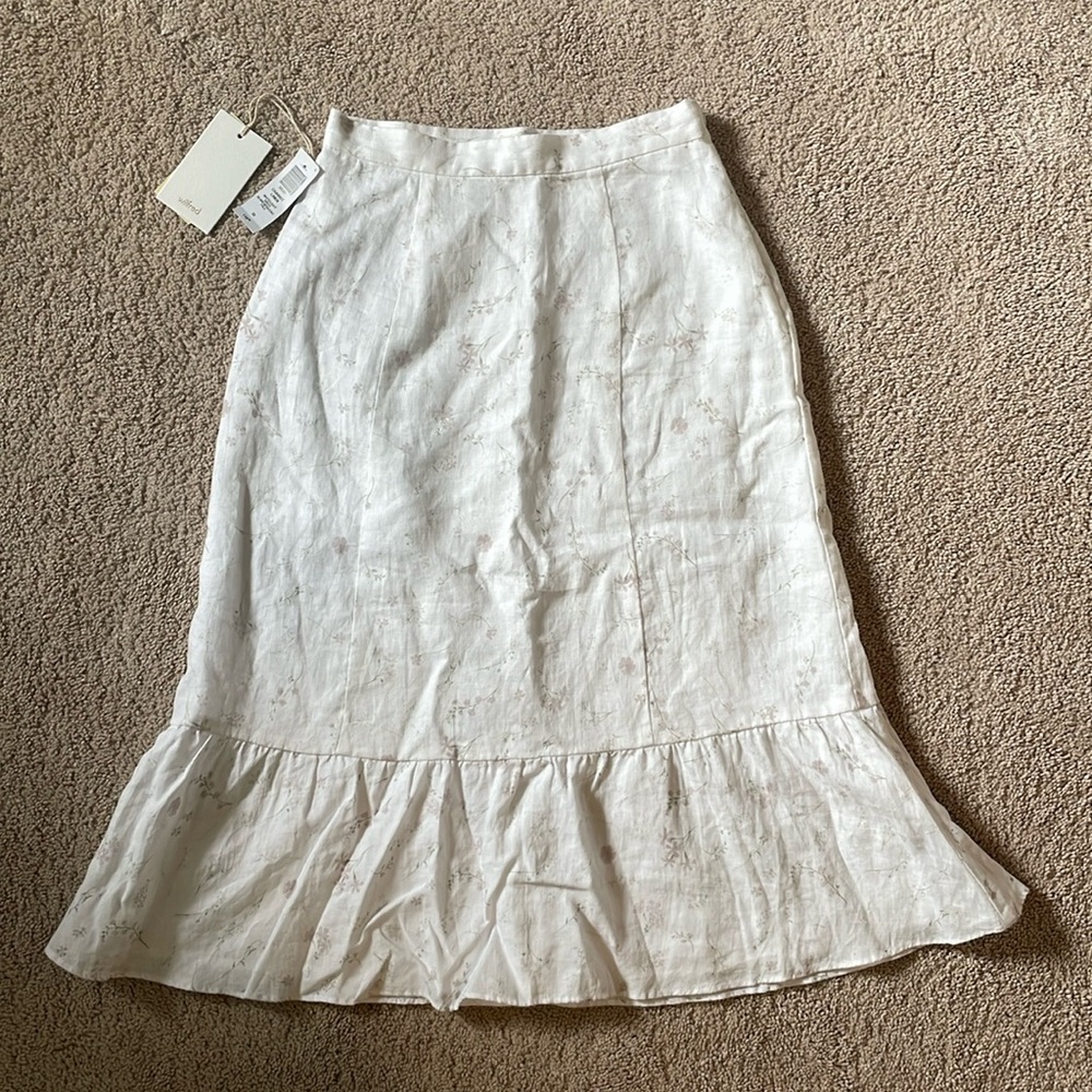 Aritzia Wilfred Chariot Organic Linen White Floral Skirt (NEW WITH TAGS)